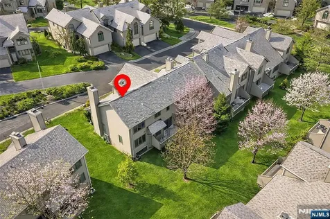 408 Dogwood Court Norwood NJ 07648