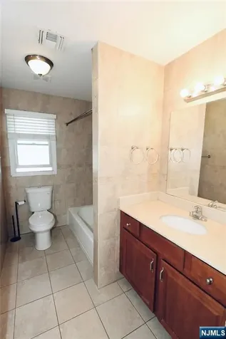 23 Main Avenue Wallington NJ 07057