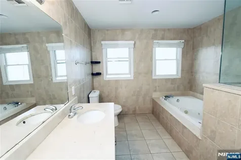 23 Main Avenue Wallington NJ 07057