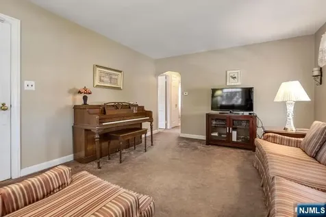 65 Harding Avenue Totowa NJ 07512
