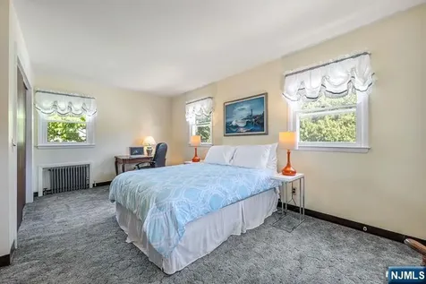 65 Harding Avenue Totowa NJ 07512