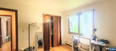 261 Highland Avenue Palisades Park NJ 07650