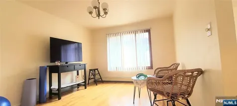 261 Highland Avenue Palisades Park NJ 07650