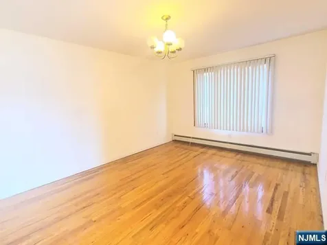 261 Highland Avenue Palisades Park NJ 07650