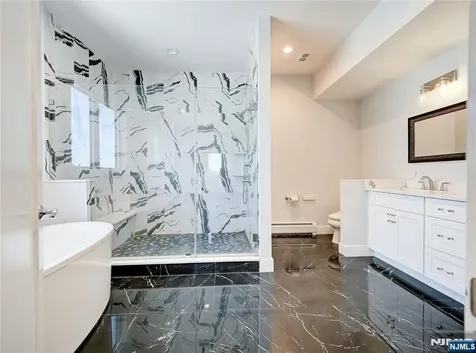 403 Northwood Way Palisades Park NJ 07650