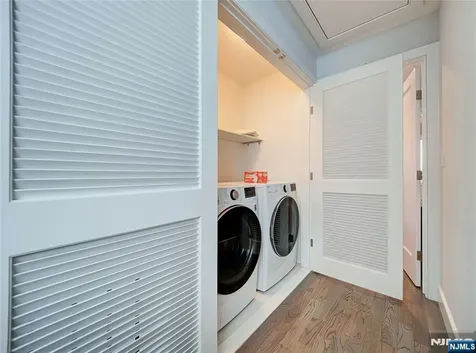403 Northwood Way Palisades Park NJ 07650