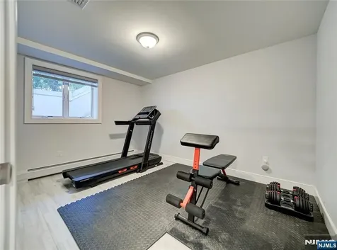403 Northwood Way Palisades Park NJ 07650