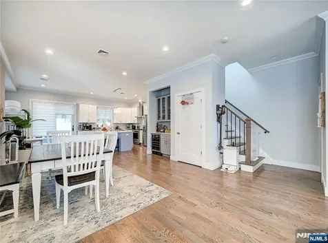 403 Northwood Way Palisades Park NJ 07650