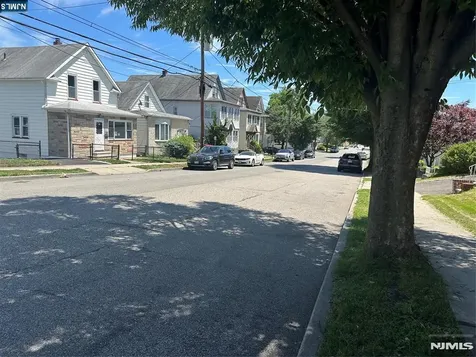 70 Chestnut Garfield NJ 07026
