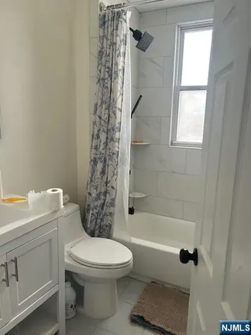 233 Clinton Street East Orange NJ 07018