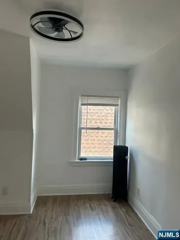 233 Clinton Street East Orange NJ 07018