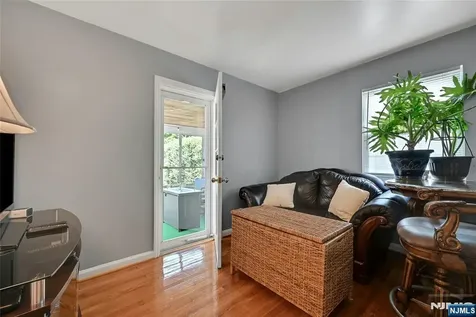 85 Edison Street Clifton NJ 07013
