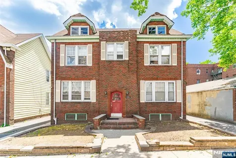 126 Scofield Street Newark NJ 07106