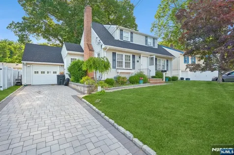 36 Woodside Avenue Hawthorne NJ 07506