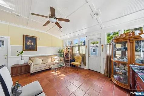36 Woodside Avenue Hawthorne NJ 07506