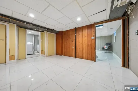 36 Woodside Avenue Hawthorne NJ 07506