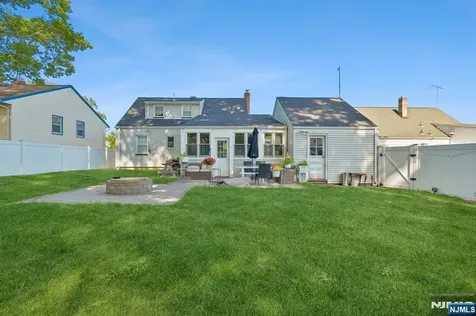 36 Woodside Avenue Hawthorne NJ 07506