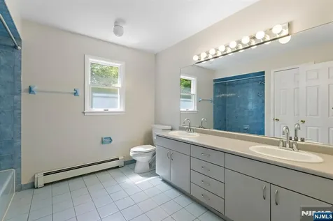 401 11th Street Cresskill NJ 07626