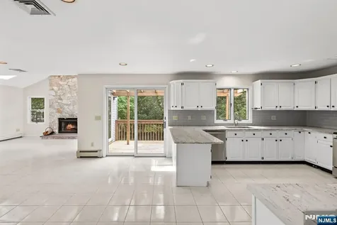401 11th Street Cresskill NJ 07626