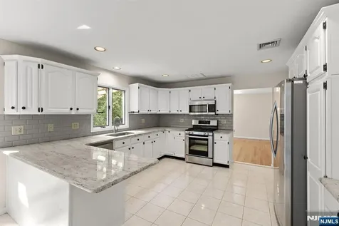 401 11th Street Cresskill NJ 07626