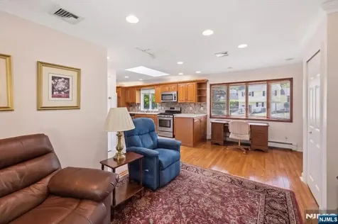 22 Lake Street Hillsdale NJ 07642
