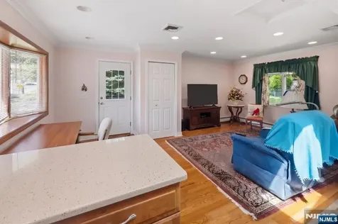22 Lake Street Hillsdale NJ 07642