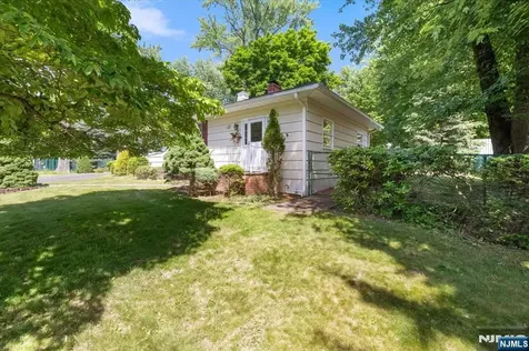 22 Lake Street Hillsdale NJ 07642