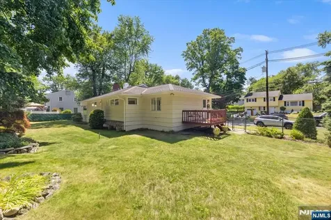 22 Lake Street Hillsdale NJ 07642