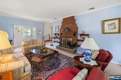 22 Lake Street Hillsdale NJ 07642