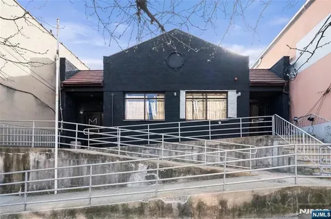 526 Anderson Avenue Cliffside Park NJ 07010