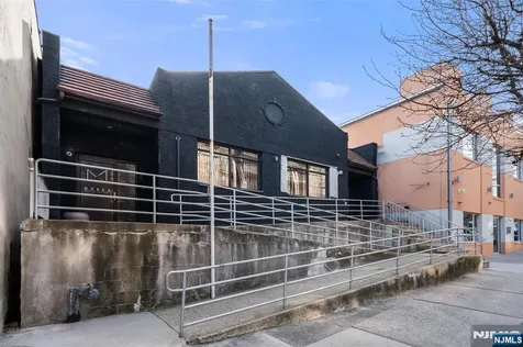 526 Anderson Avenue Cliffside Park NJ 07010