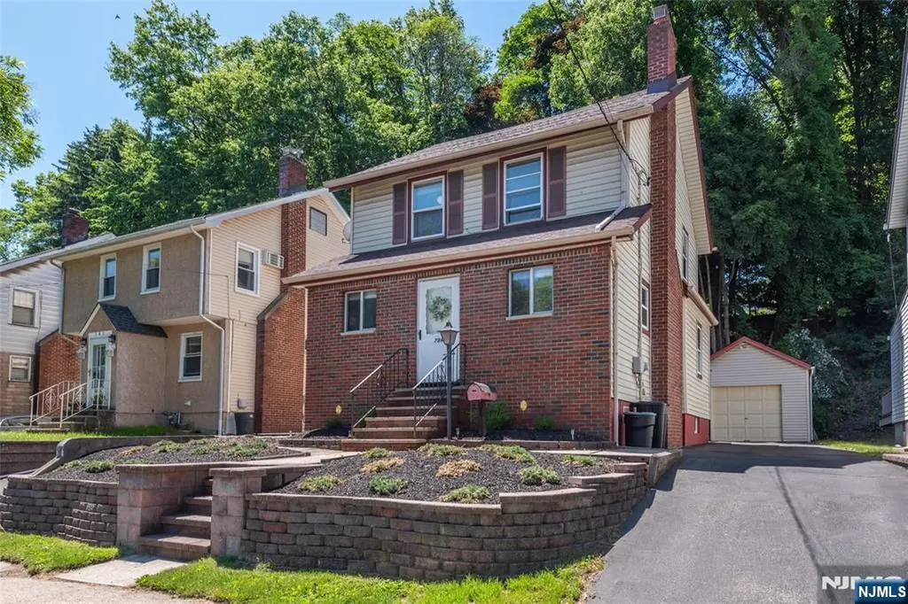 786 Broad Street Bloomfield NJ 07003