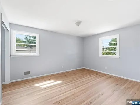 27 Carolyn Road Belleville NJ 07109