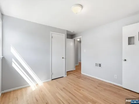 27 Carolyn Road Belleville NJ 07109