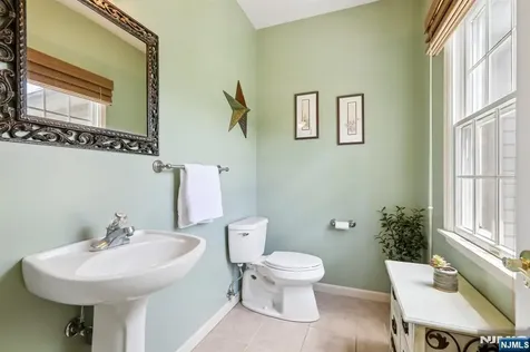 55 Sand Road Fairfield NJ 07004