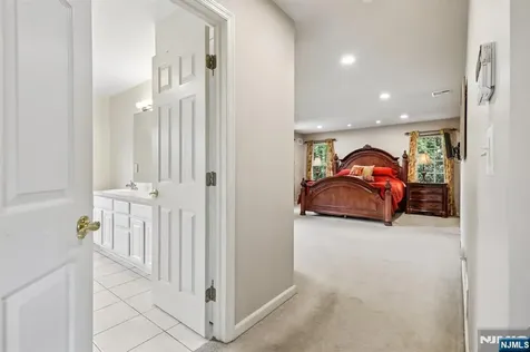 55 Sand Road Fairfield NJ 07004