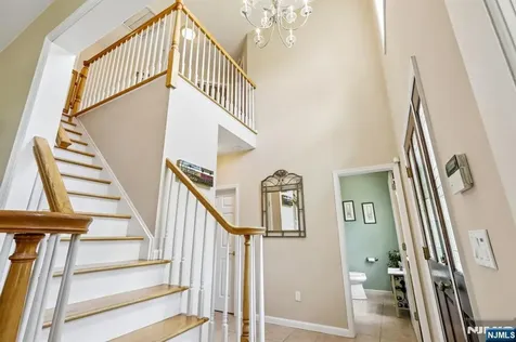 55 Sand Road Fairfield NJ 07004