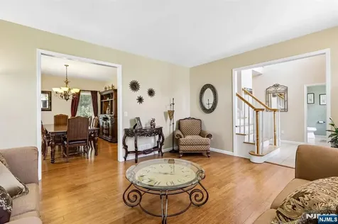 55 Sand Road Fairfield NJ 07004
