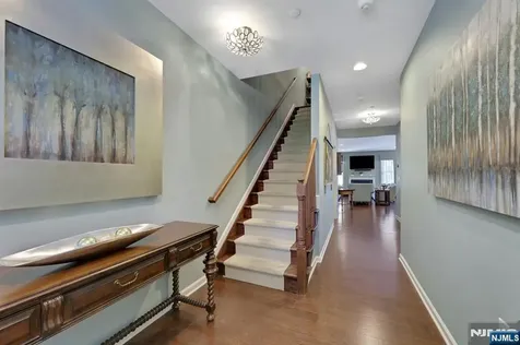 78 Autumn Way Montvale NJ 07645