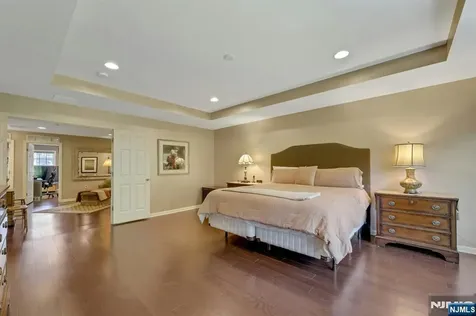 78 Autumn Way Montvale NJ 07645