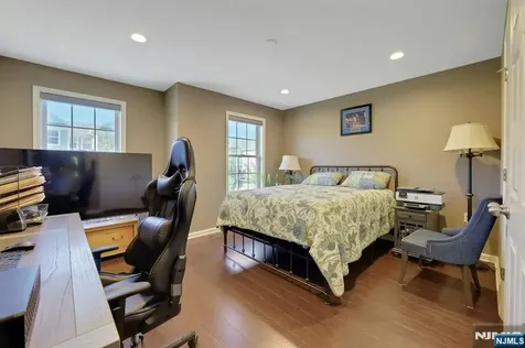 78 Autumn Way Montvale NJ 07645