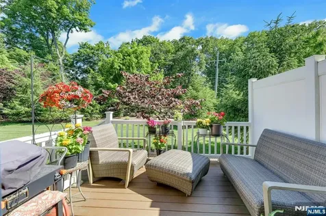78 Autumn Way Montvale NJ 07645
