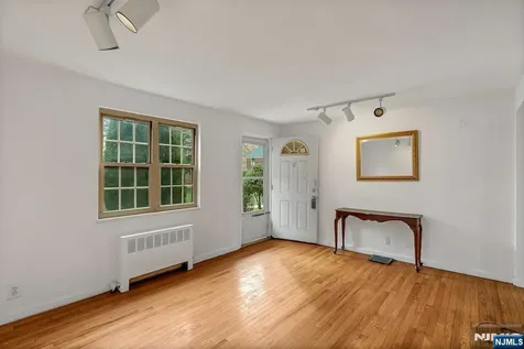 1267 Anderson Avenue Fort Lee NJ 07024