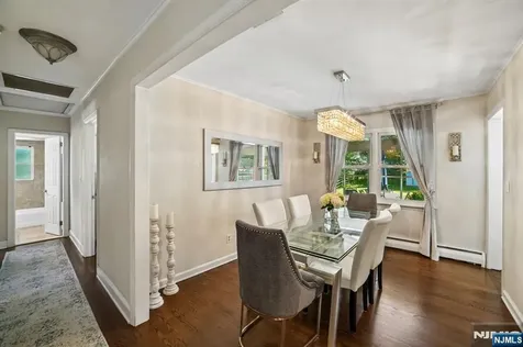74 Minnehaha Oakland NJ 07436