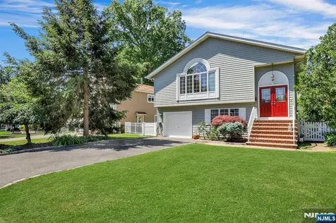 348 Highwood Avenue Glen Rock NJ 07452