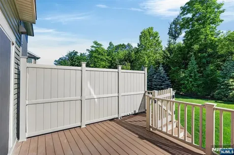 18 Winfield Drive Woodcliff Lake NJ 07677