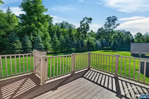 18 Winfield Drive Woodcliff Lake NJ 07677