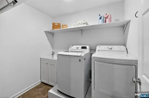18 Winfield Drive Woodcliff Lake NJ 07677