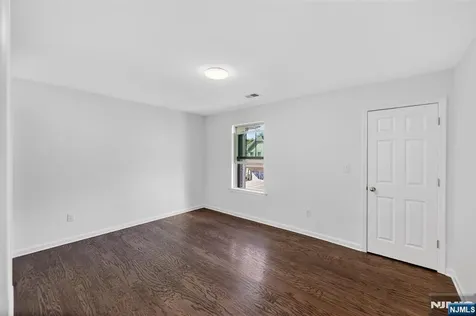 18 Winfield Drive Woodcliff Lake NJ 07677