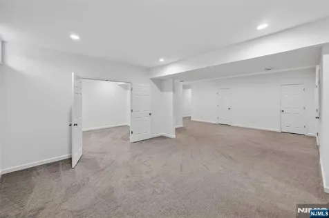 18 Winfield Drive Woodcliff Lake NJ 07677